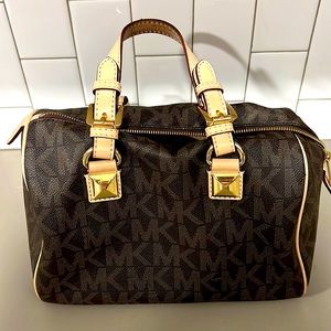 Michael Kors tote